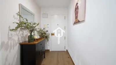 Apartment on Rafael Asín Street photo 2