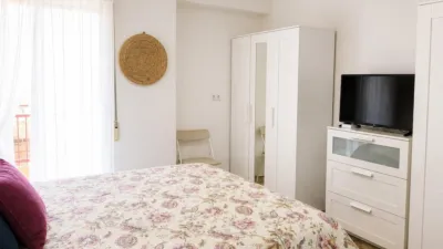 Apartment in Plaza Crevillente-Juzgados photo 5