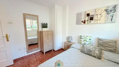 Terraced house on Carrer de Catarroja photo 19