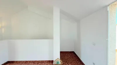 Terraced house on Carrer de Catarroja photo 98