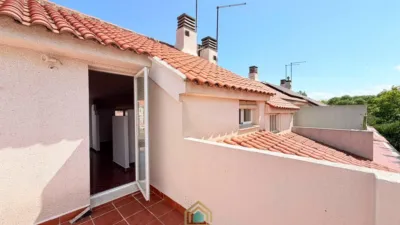 Terraced house on Carrer de Catarroja photo 90