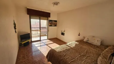 Flat on Calle Cicl. Julian H. Zaragoza photo 9