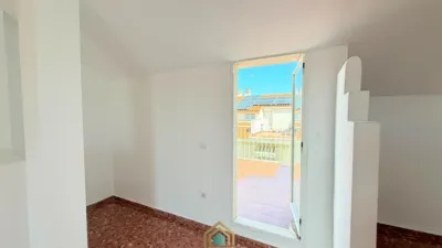 Terraced house on Carrer de Catarroja photo 94