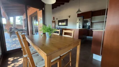 Chalet on Carrer de la Lluna photo 10