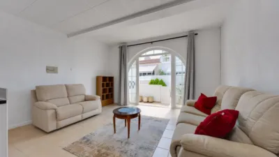 Casa – Torrevieja, Urbanización El Chaparral - Més