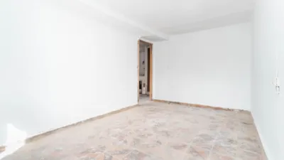 Apartment on Valentín Ochoa Street, 8 photo 2