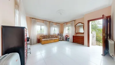 House on Manzanal Street photo 13