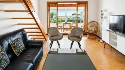 Semi-detached house on Carrer de Schubert photo 4