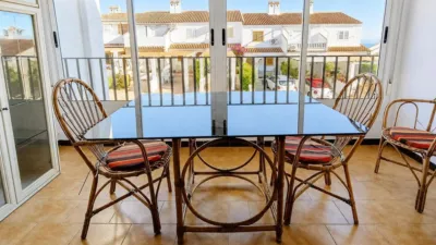 Casa pareada en Carrer de Schubert photo 10