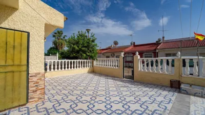 Casa – Torrevieja, Urbanización Jardín del Mar XIII, Urbanización El Chaparral - Vista 4