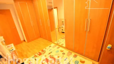 Flat on Calle de Altamira photo 21