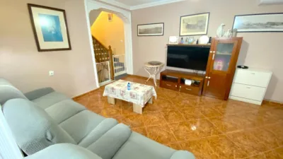Terraced House in the Centre photo 3