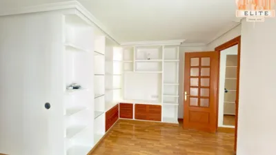 Piso en calle Polvoranca photo 3