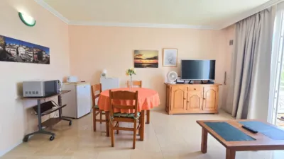 Apartment on Avenida de José Miguel Galván Bello photo 13