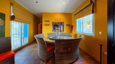 Chalet on Osuna Street photo 15