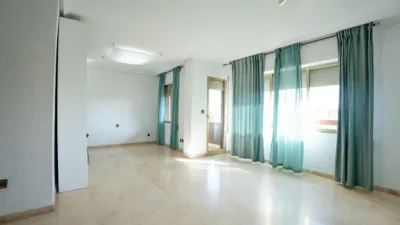 Apartment on Juan Carlos I photo 5