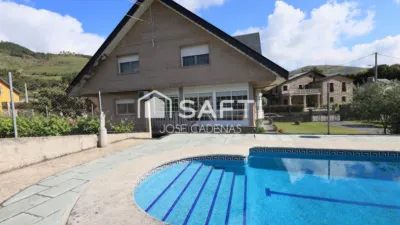 Detached House in O Barco photo 3
