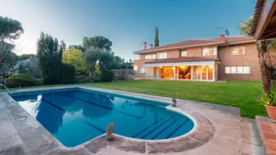 Chalet en Montealina photo 8