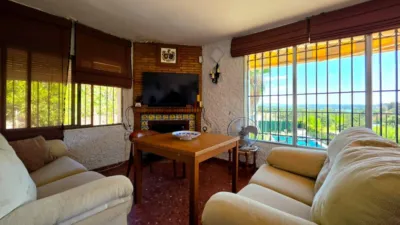 Chalet on Avenida de los Lagos photo 4