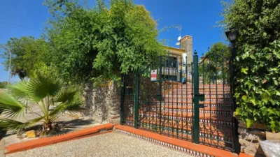 Chalet on Avenida de los Lagos photo 13