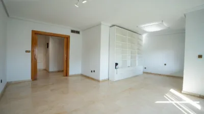 Apartment on Juan Carlos I photo 6