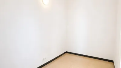 Apartment on Carrer de Pins photo 13