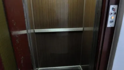 Apartment on Carrer de Sant Edesio photo 35