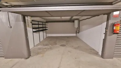 Duplex on Carrer de Teresa Miramont photo 24