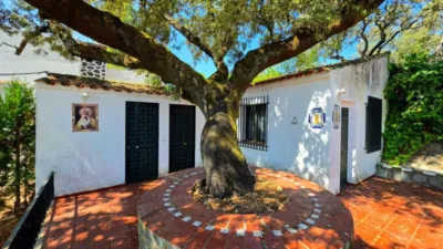 Chalet on Avenida de los Lagos photo 17