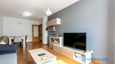 Apartment on Soria Street photo 9