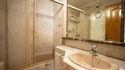 Apartment on Juan Carlos I photo 31