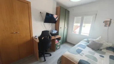 Apartment on Manuel Bermejo Street photo 8
