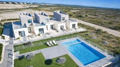 Townhouse in Altaona Golf And Country Village photo 56