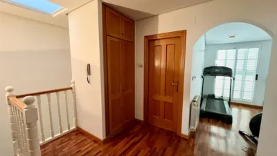 House in the Centre photo 21
