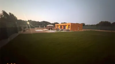 Chalet on a street in Yecla photo 2