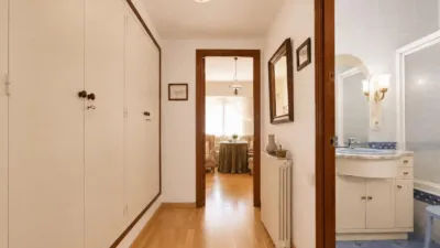 Apartment in Centre photo 23