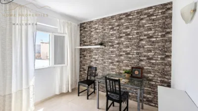 Apartment on Carrer de Josep María Palau i Camps photo 2