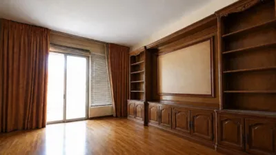 Apartment in Centre photo 3