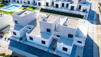 Townhouse in Altaona Golf And Country Village photo 51