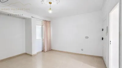 Apartment on Carrer de Josep María Palau i Camps photo 9