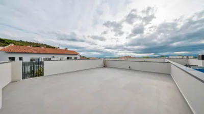 Penthouse on Carrer de Viena photo 37