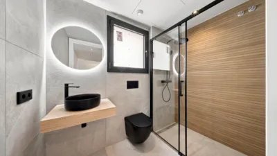 Penthouse on Carrer de Viena photo 14