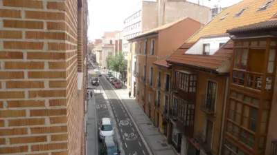 Apartment on Pedro Barruecos Street photo 33