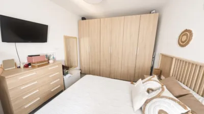 Apartment on Manuel Bermejo Street photo 3