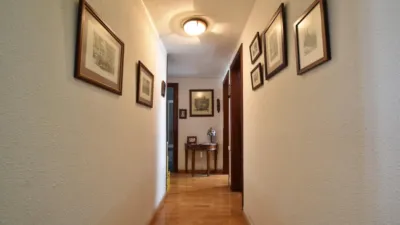 Apartment in Centre photo 12