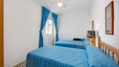 Apartment on Calle de Ramón Gallud, 227 photo 19