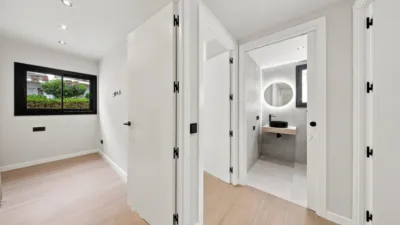 Penthouse on Carrer de Viena photo 31