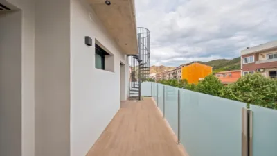 Penthouse on Carrer de Viena photo 35