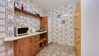 Apartment on Calle de Ramón Gallud, 227 photo 14