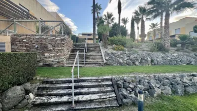 Townhouse on Avenida Valle del Sol photo 12